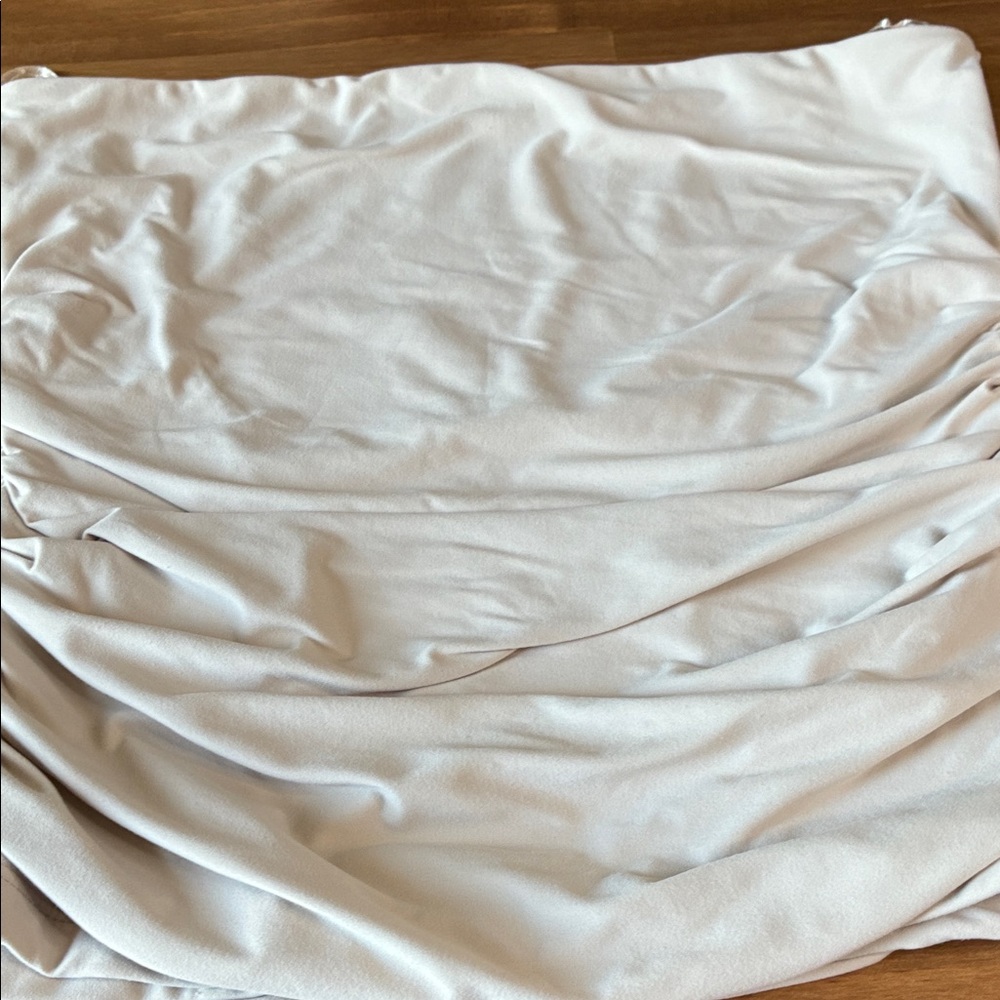Abercrombie & Fitch Light Gray Camisole - Picture 2 of 5